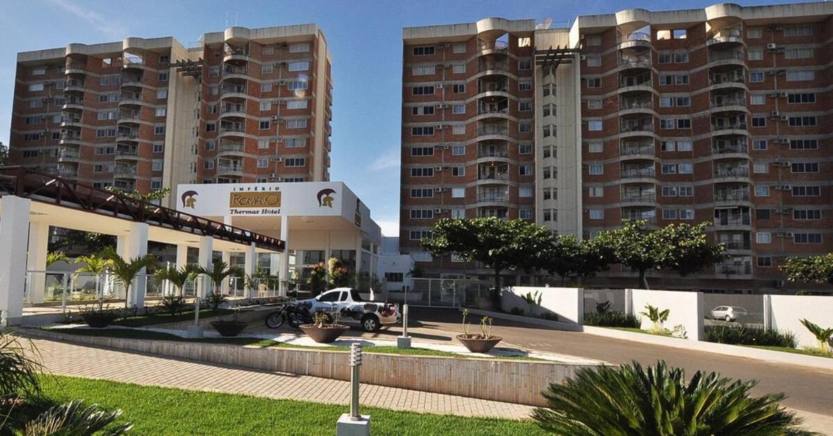 Imperio Apartment